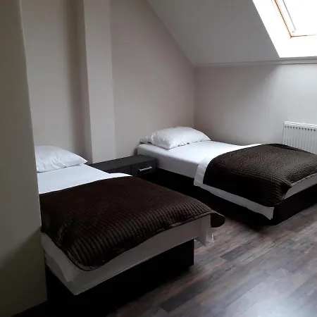 Caballus Lovasmajor Panzio Bed & Breakfast Nyiregyhaza