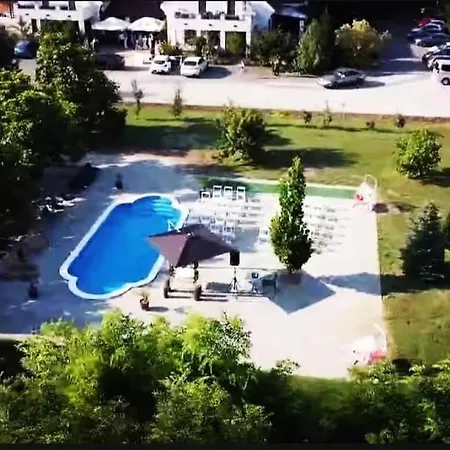 Caballus Lovasmajor Panzio Bed & Breakfast