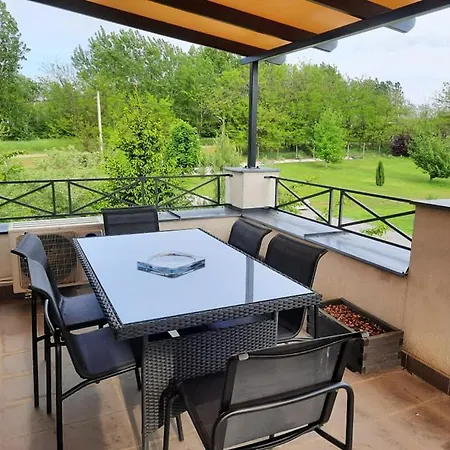 Bed & Breakfast Caballus Lovasmajor Panzio Nyiregyhaza