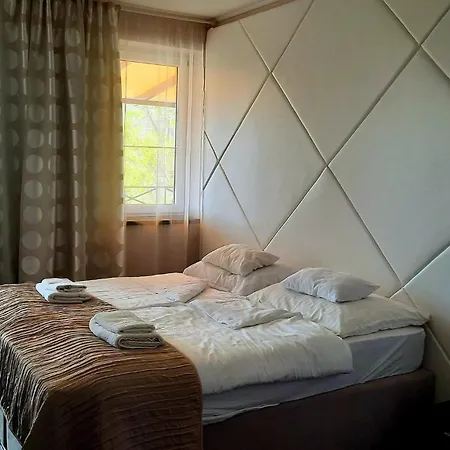 Caballus Lovasmajor Panzio Bed & Breakfast
