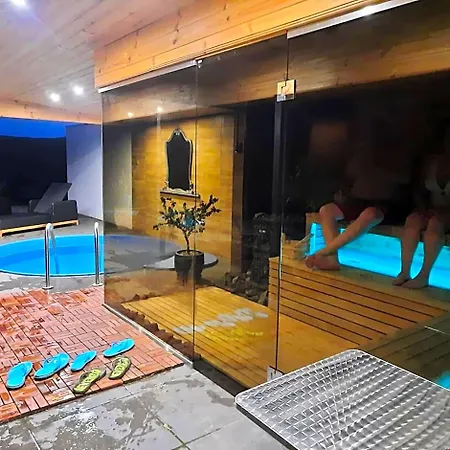 Caballus Lovasmajor Panzio Bed & Breakfast 4*