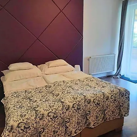 Caballus Lovasmajor Panzio 4*