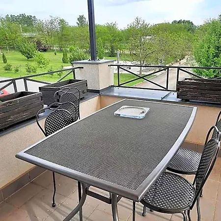 Bed & Breakfast Caballus Lovasmajor Panzio