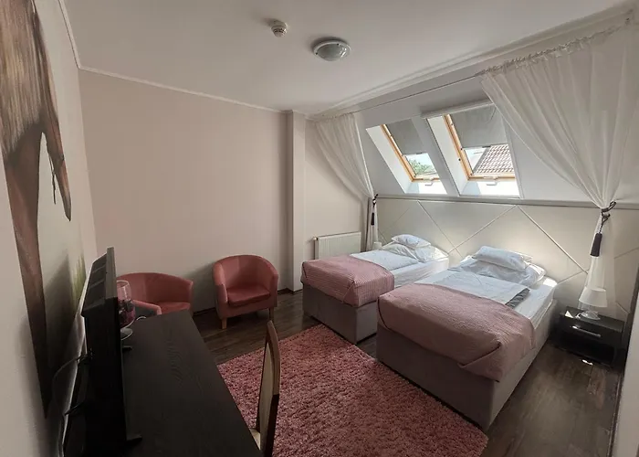 Caballus Lovasmajor Panzio 4* Nyíregyháza